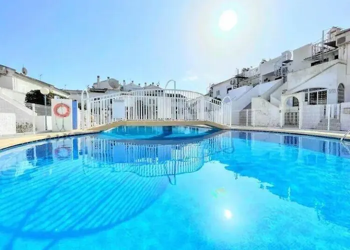 Casa Laguna *